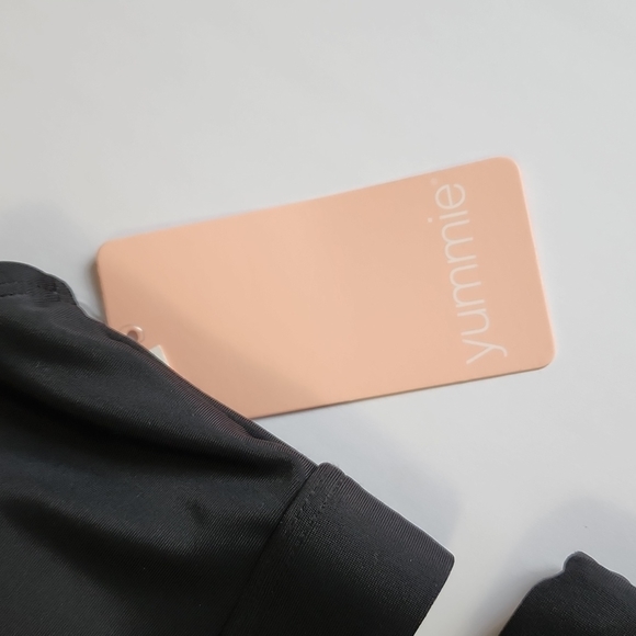 Yummie Top and Bottom Black Bikini Set - Picture 2 of 15